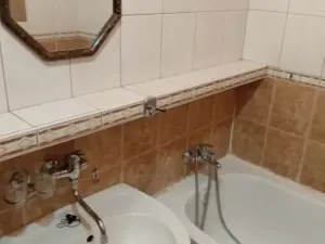 Dražba bytu 2+1, Rybitví, Školní, 51 m2