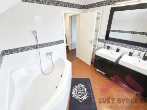 Prodej rodinného domu, Praha - Újezd nad Lesy, Lutínská, 187 m2