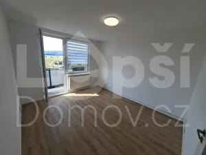 Prodej bytu 2+1, Javorník, Pionýrská, 58 m2