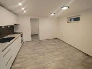 Pronájem bytu 2+kk, Olomouc, Jablonského, 33 m2