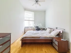 Pronájem bytu 3+kk, Praha - Nové Město, Masarykovo nábřeží, 92 m2