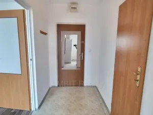 Pronájem bytu 1+1, Praha - Troja, Olštýnská, 37 m2