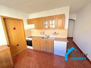 Pronájem bytu 3+1, Děčín, Kosmonautů, 66 m2