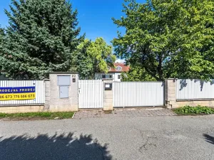 Prodej rodinného domu, Dolní Břežany, Keltská, 270 m2