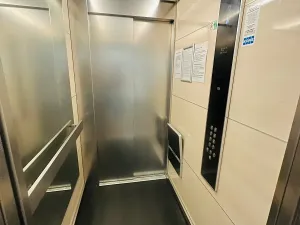 Prodej bytu 3+kk, Karlovy Vary, Chebská, 67 m2