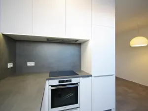Pronájem bytu 2+1, Praha - Vinohrady, Korunní, 82 m2