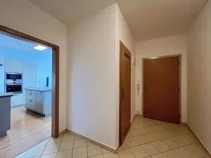 Pronájem bytu 3+kk, Praha - Hostivař, Bratislavská, 70 m2