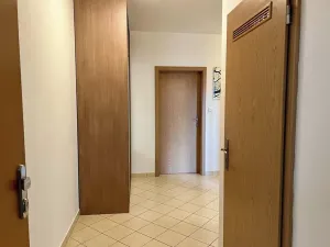 Pronájem bytu 3+kk, Praha - Hostivař, Bratislavská, 70 m2