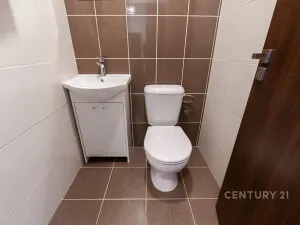 Prodej kanceláře, Most, Obránců míru, 68 m2