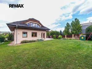 Prodej rodinného domu, Praha - Řeporyje, Havlůjové, 300 m2