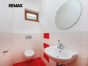 Prodej rodinného domu, Praha - Řeporyje, Havlůjové, 300 m2