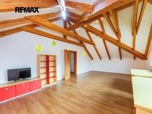 Prodej rodinného domu, Praha - Řeporyje, Havlůjové, 300 m2