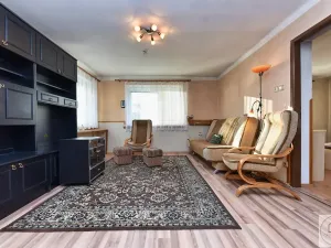 Prodej rodinného domu, Černuc, 240 m2