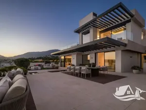Prodej bytu 3+kk, Estepona, Španělsko, 113 m2