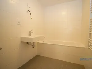 Prodej bytu 3+kk, Praha - Modřany, Kolmanova, 68 m2