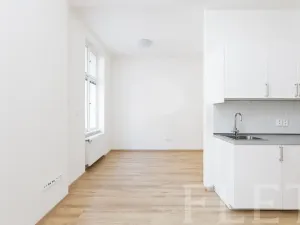 Pronájem bytu 1+kk, Praha - Libeň, Františka Kadlece, 37 m2