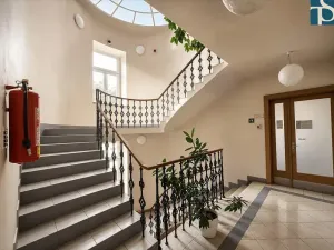 Pronájem kanceláře, Praha - Nové Město, Opletalova, 18 m2