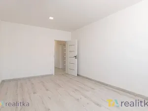 Prodej bytu 3+1, Orlová, Masarykova třída, 74 m2