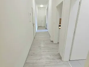 Pronájem bytu 2+kk, Olomouc, Dobrovského, 66 m2