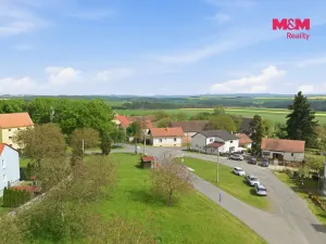 Prodej pozemku pro bydlení, Břežany, 8048 m2