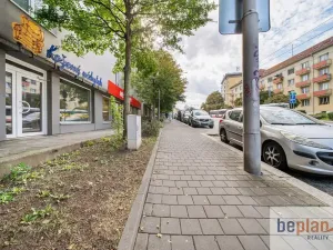 Pronájem obchodního prostoru, Brno, Kosmova, 58 m2