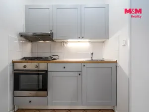 Prodej bytu 1+kk, Hradec Králové - Nový Hradec Králové, Jana Masaryka, 35 m2