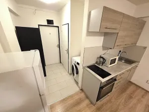 Pronájem bytu 1+kk, Praha - Radotín, Vrážská, 27 m2