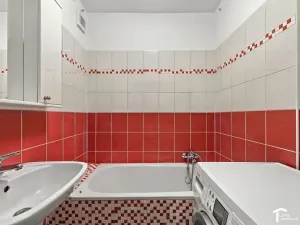 Pronájem bytu 3+1, Pardubice - Studánka, Na Drážce, 65 m2