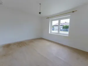 Prodej komerční nemovitosti, Račiněves, 435 m2