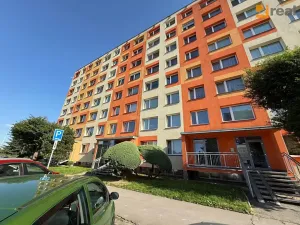 Pronájem bytu 3+1, Praha - Petrovice, Rezlerova, 73 m2