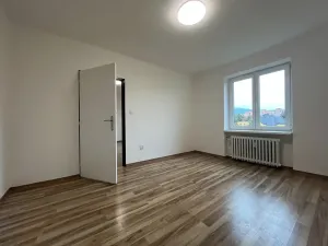 Pronájem bytu 2+1, Třinec, Jablunkovská, 61 m2