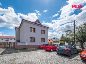 Prodej bytu 2+1, Rožďalovice, Náměstí, 61 m2
