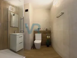 Pronájem bytu 1+kk, Trhové Sviny, Budovatelská, 30 m2