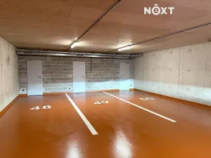 Pronájem garáže, Zlín, Nad Stráněmi, 18 m2