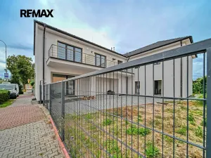 Pronájem bytu 1+kk, Velký Osek, Revoluční, 24 m2