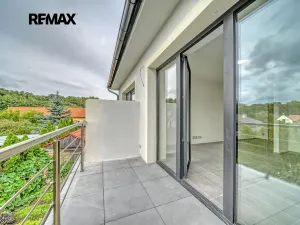 Pronájem bytu 1+kk, Velký Osek, Revoluční, 24 m2