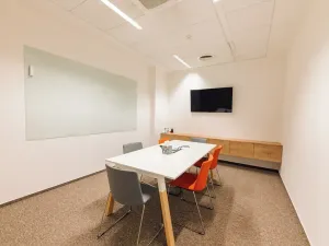 Pronájem kanceláře, Brno, Veveří, 210 m2