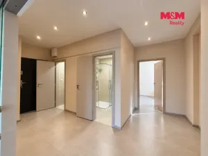 Prodej bytu 2+kk, Praha, Patočkova, 56 m2