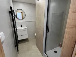 Pronájem bytu 3+1, Karlovy Vary - Stará Role, Hlávkova, 67 m2