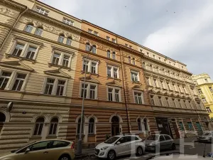 Pronájem bytu 2+1, Praha - Smíchov, Tomáškova, 66 m2