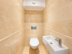 Pronájem atypického bytu, Praha - Žižkov, Slavíkova, 105 m2