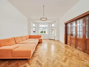 Prodej vícegeneračního domu, Vejprty, náměstí T. G. Masaryka, 932 m2
