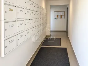 Prodej bytu 1+kk, Jince, Zborovská, 33 m2