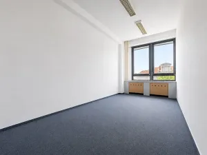 Pronájem kanceláře, Brno, Šujanovo náměstí, 95 m2