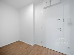Pronájem bytu 1+kk, Praha - Chodov, Líbalova, 30 m2