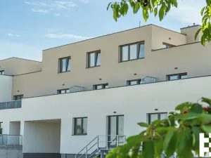 Prodej bytu 2+kk, Praha - Satalice, Za Novákovou zahradou, 36 m2