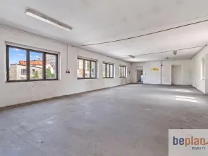 Prodej obchodního prostoru, Varnsdorf, Dvořákova, 7660 m2