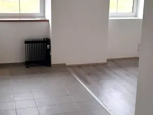 Pronájem kanceláře, Praha - Zbraslav, K Radotínu, 19 m2