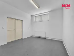 Pronájem obchodního prostoru, Bystřice nad Pernštejnem, Zahradní, 498 m2
