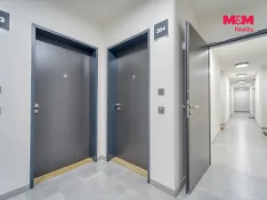 Prodej bytu 1+kk, Praha - Prosek, Čakovická, 27 m2